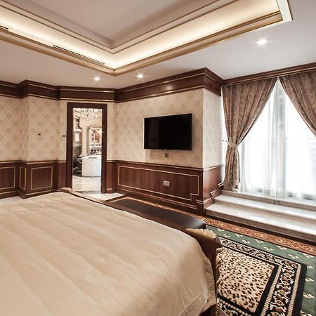 Army Hotel Hanoi Room photo